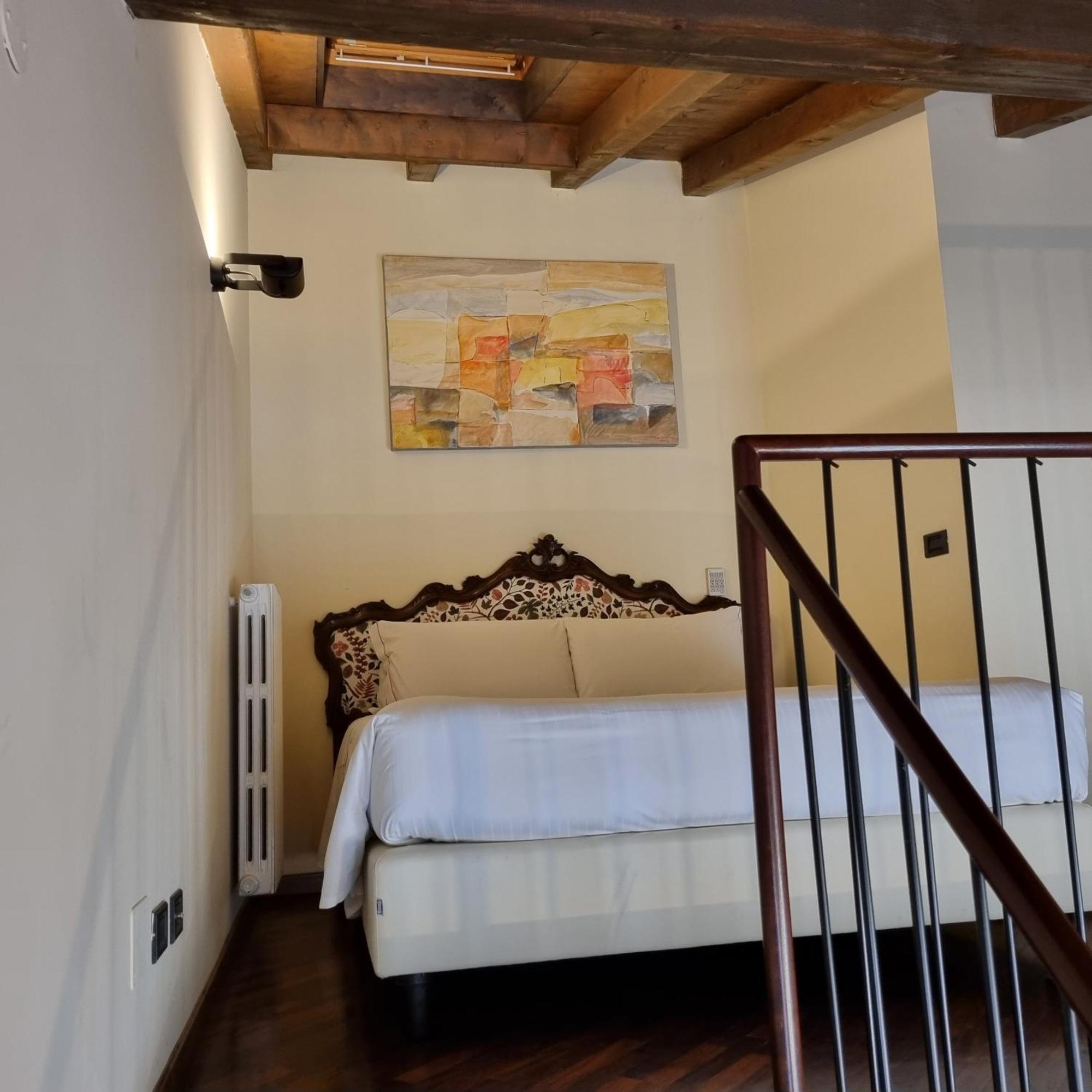 Phi Hotel Bologna Apartments Esterno foto